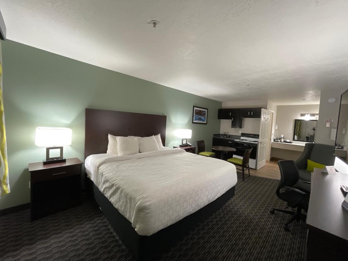 Wingate By Wyndham Cedar City Exterior photo