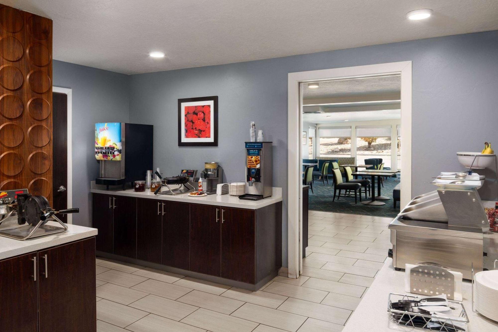 Wingate By Wyndham Cedar City Exterior photo
